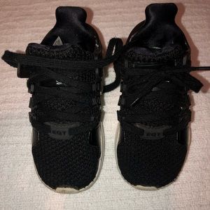 Toddler Adidas size 6